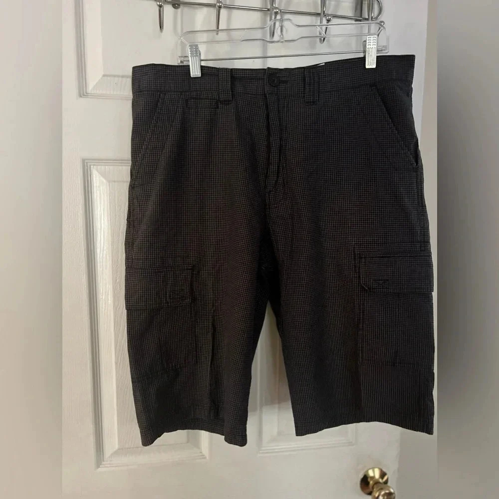 vintage avirex Plaid Cargo Shorts Men’s 36 Black White Baggy Y2K